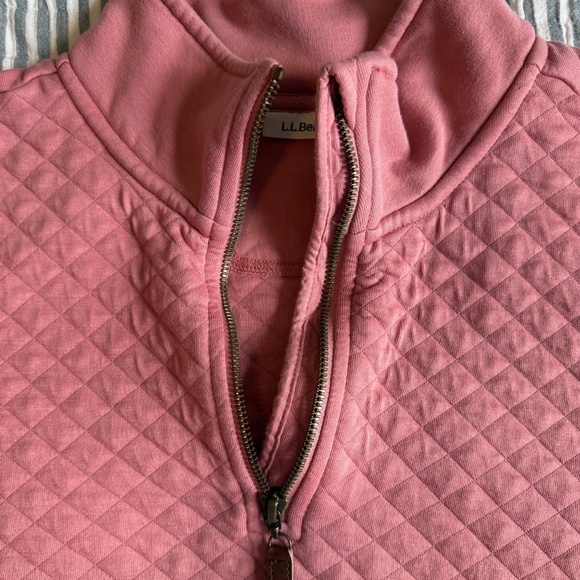 L.L.Bean Women's Quilted Quarter-Zip Pullover size L - Picture 2 of 4
